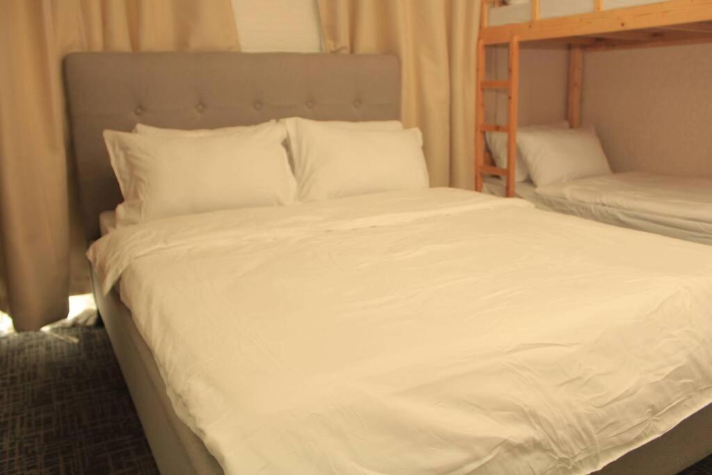 A2J Luxury 1Br Balcony Suite Near Venice Mall Bgc Manila Exterior foto